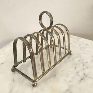 Vintage English Traditional Silver Plate Toast Rack  / Letter Holder 6 Slots